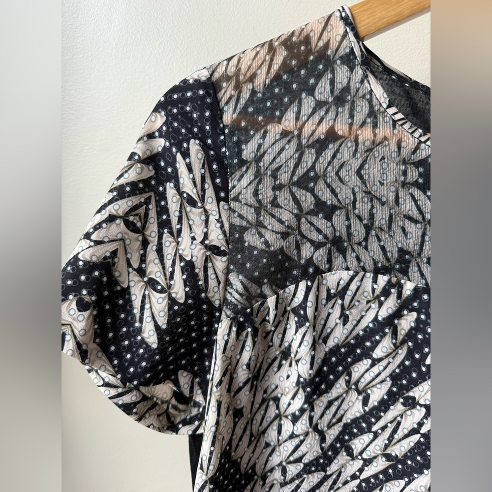 DIANE VON FURSTENBERG Angela Panther Tee Shirt Top Revolve Silk Semi Sheer 6‎ - Picture 3 of 8